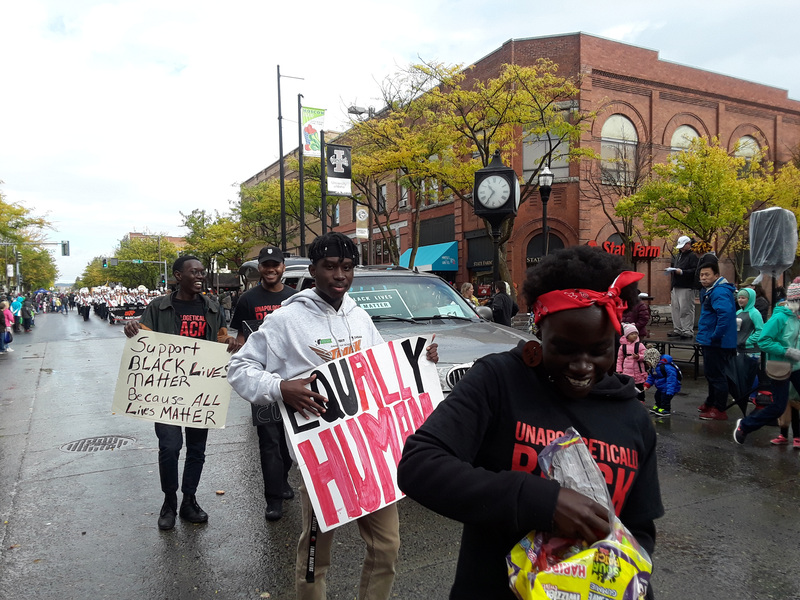 item thumbnail for Homecoming 2017 [2]