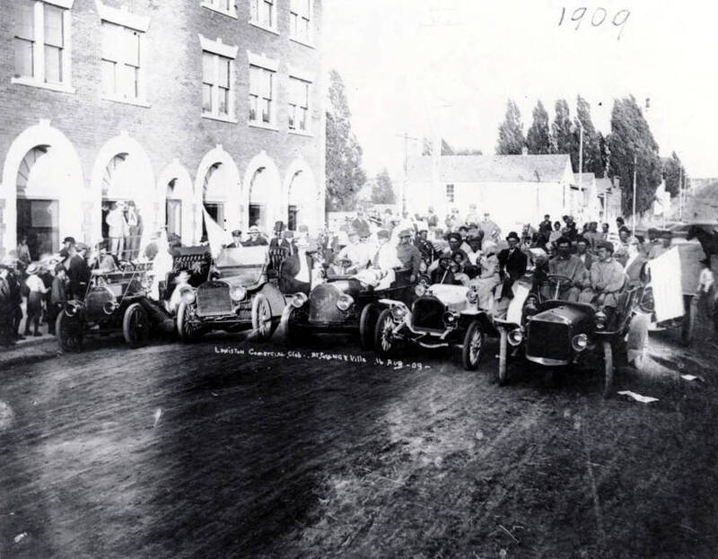 Lewiston Commercial Club in a parade? at Grangeville, Idaho.