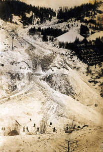 Men digging out after the snowslide. Mace, Idaho.