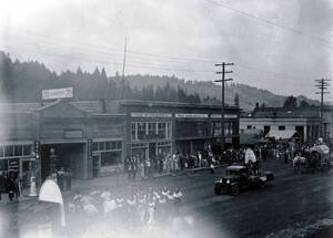 Floats in parade