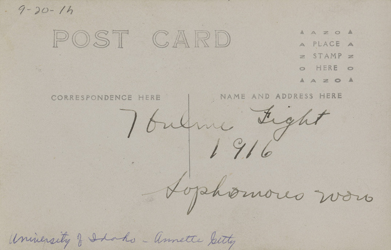 Crowd at the Freshman-Sophomore fight (Hulme fight). University of Idaho.