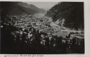 Postcard of Wallace, Idaho before the August 20, 1910 fire.