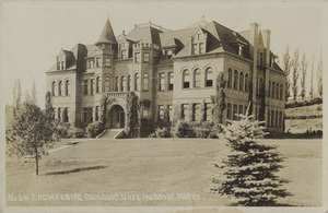 Postcard of the Engineering Building, which is no longer standing, on the University of Idaho campus in Moscow, Idaho.
