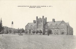 Postcard of the Administration Building on the University of Idaho campus in Moscow, Idaho.