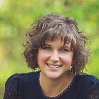 Olivia Wikle headshot