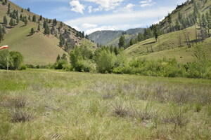Looking towards the Cabin Creek airstrip