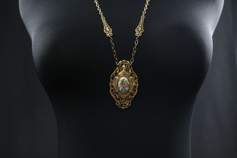 Ella Fitzgerald's gold necklace with pendant