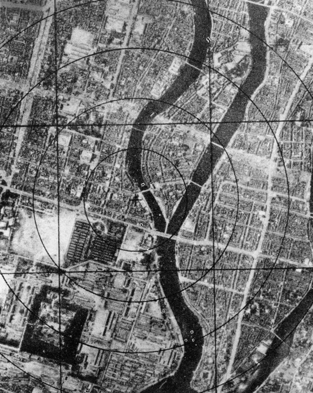item thumbnail for Hiroshima before bombing, 1000 foot circles