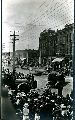 Floats and Crowds on 4th of July Postcard