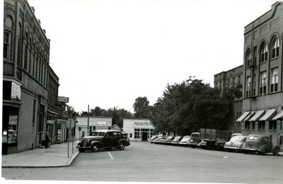 4th Street between Main and Jackson Streets