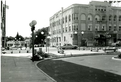 Friendship Square and Moscow Hotel