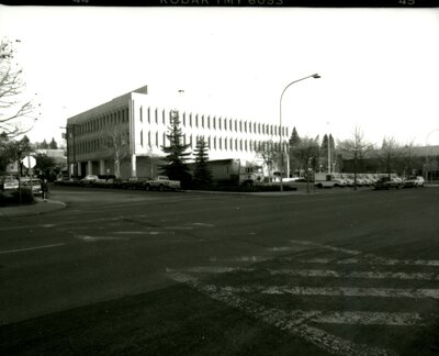 6th Street Facing Washington Street