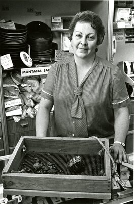 3-D Panhandle Gems, Louise Darby owner