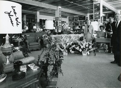 Owners of The Maple Shop