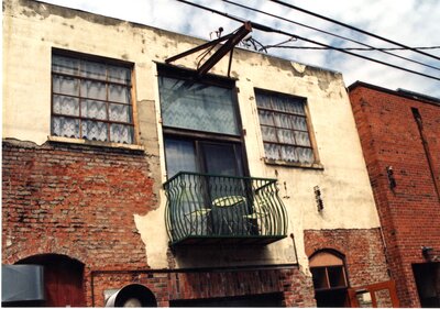 Kenworthy Rear Balcony