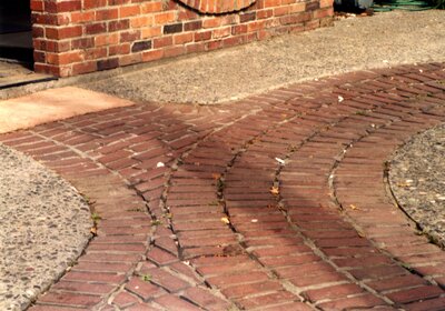 Brickwork in alley behind Kenworthy building