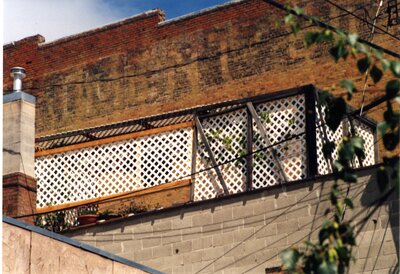 Alley between Second and First Streets