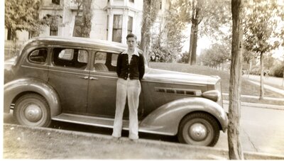 John Lieuallen with Packard Car