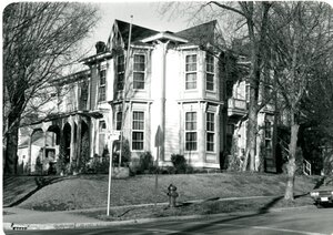 McConnell Mansion