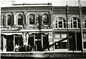 Dernham and Kaufman Building