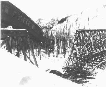 Image: S-Bridge train wreck photograph, 1903.